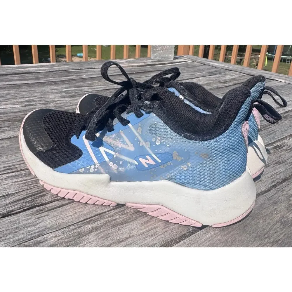 New Balance Rave Run v2 Black Blue Pink Lace Up Sneakers GKRAVBL2 Youth Size 4